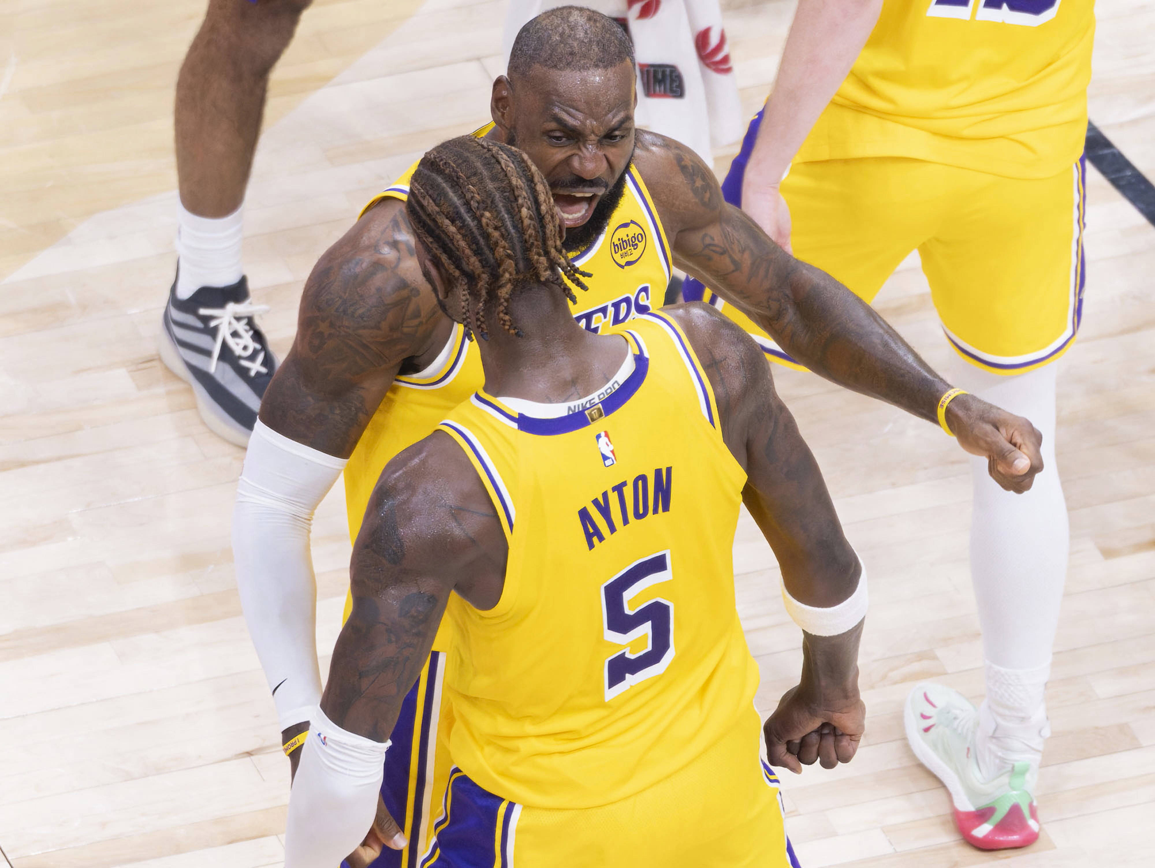 赛地聚焦：NBA常规赛关键时刻热度飙升，北京首钢临场应变，赛场秩序良好，球探报告显示潜力的简单介绍-开云首页APP