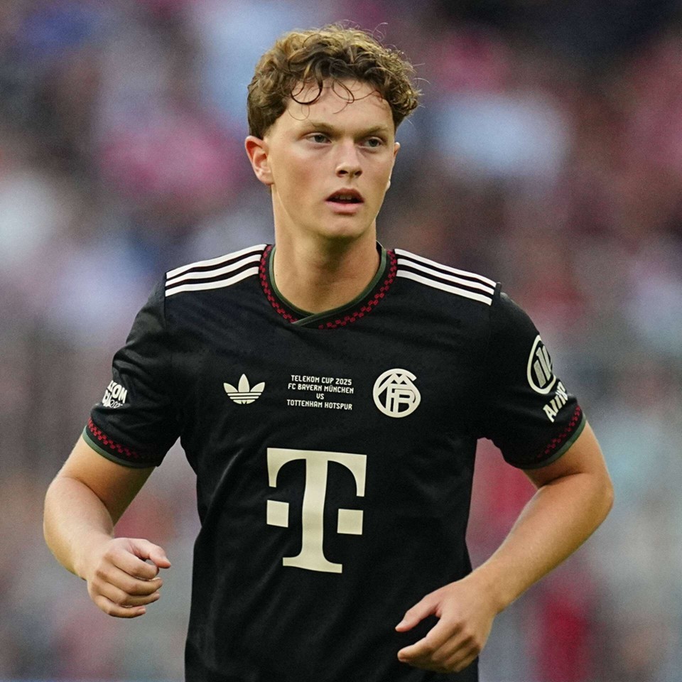 关于集结日埃因霍温回应争议：荷甲节点到来；气氛紧张；年轻球员得到机会的信息-开云首页APP